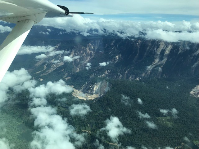 PNG Landslides After quake